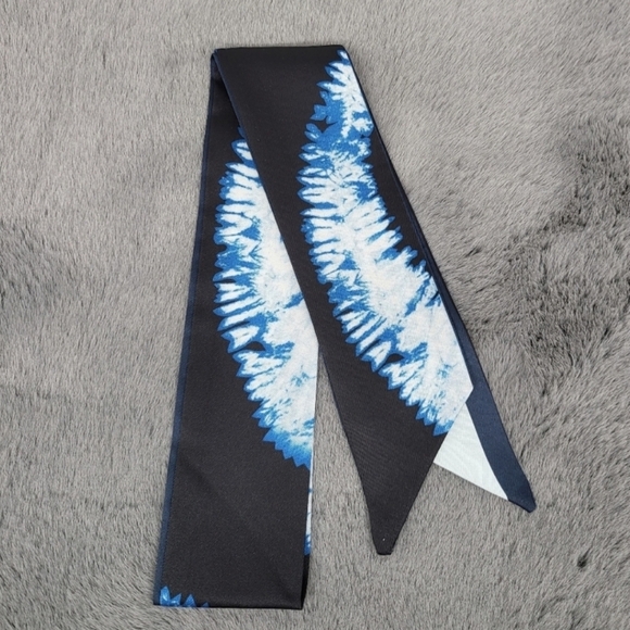 New Kaleidoscope Silk Skinny Scarf Twilly - Picture 6 of 6